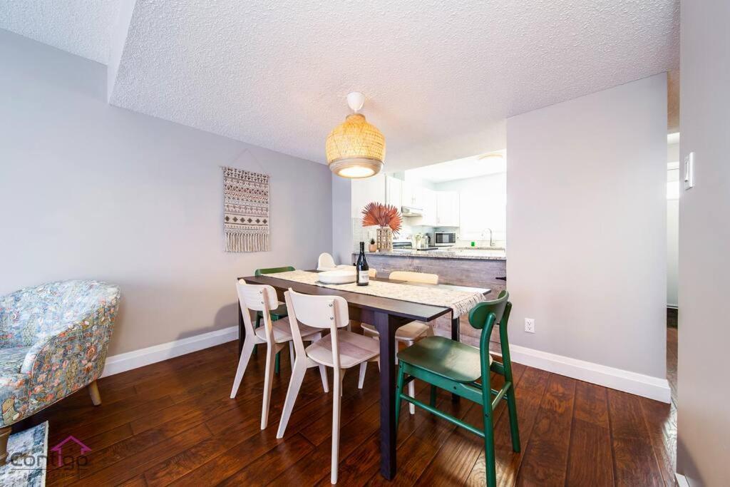 Cozy 3bd W/ac, Patio, Theatre Room, 15 Min To Dt Holiday home *