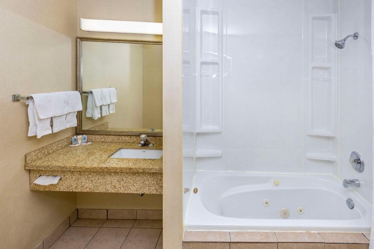 Comfort & Hotel 3*
