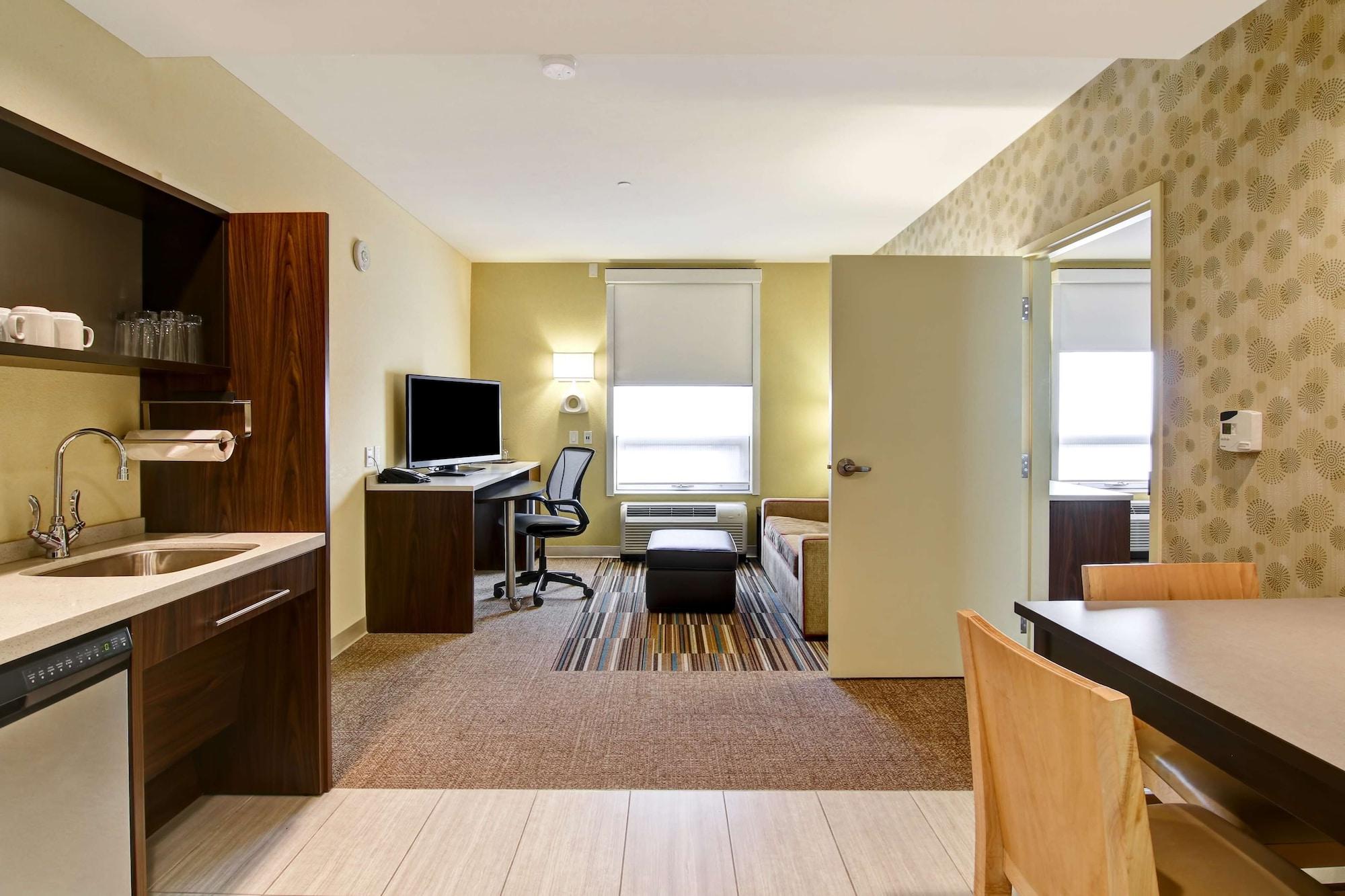 Home2 By Hilton West