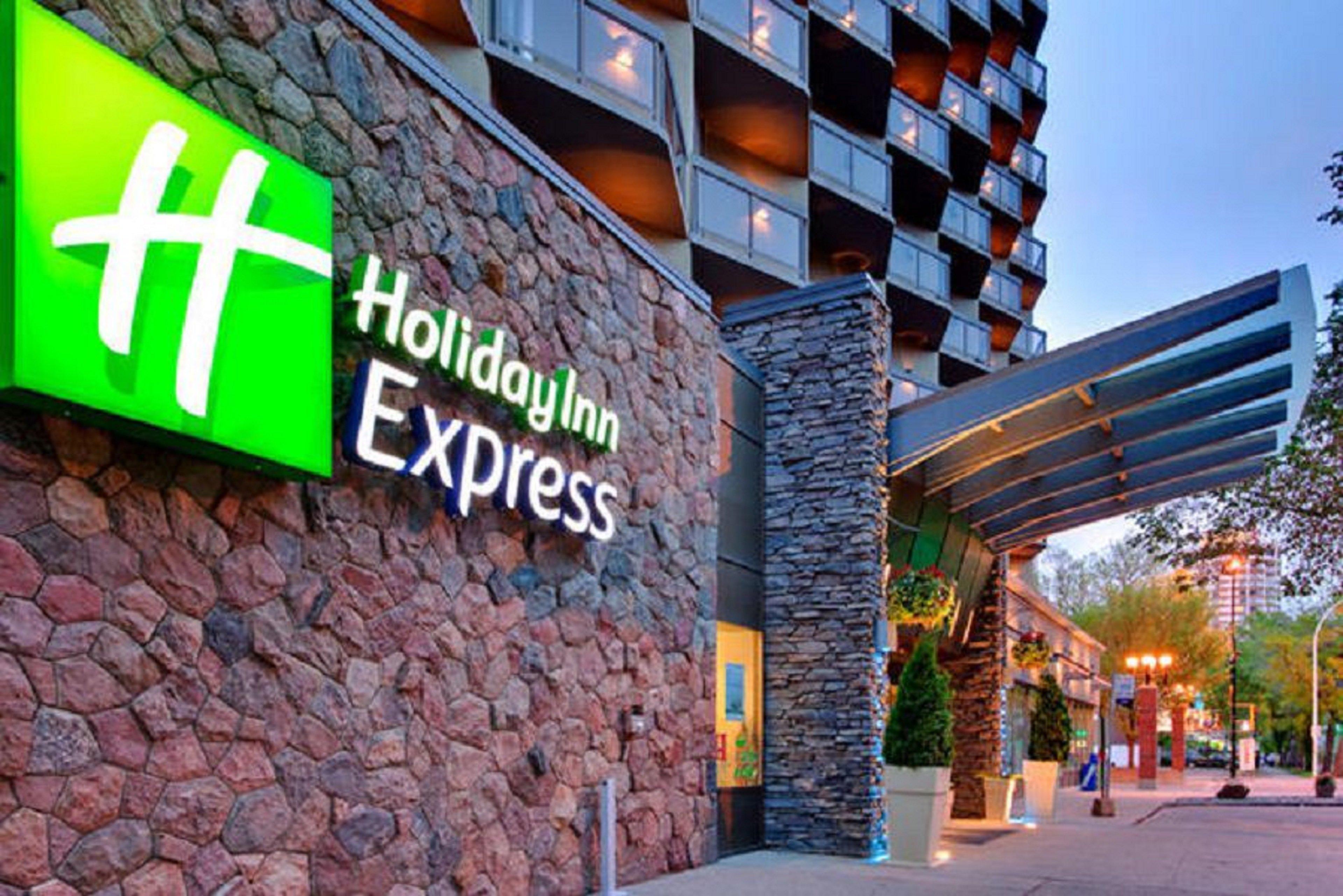 Express Downtown By Ihg Hotel Edmonton