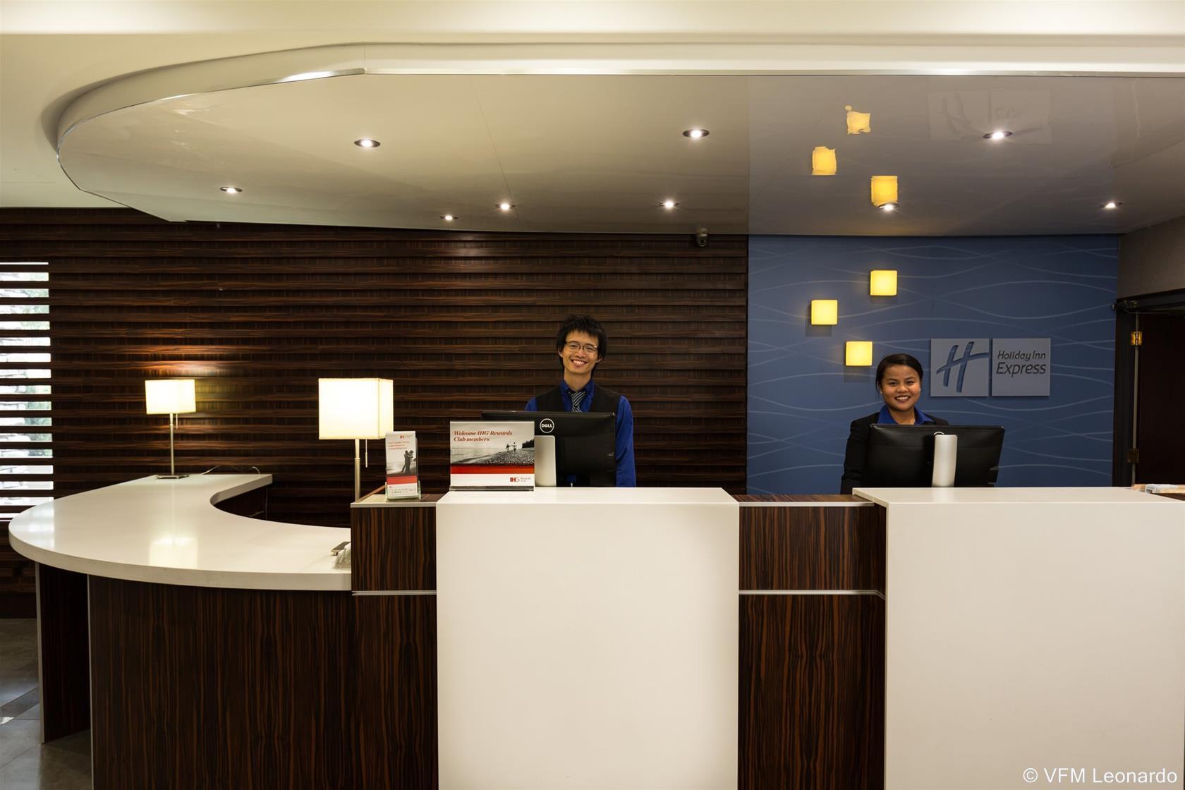 Express Downtown By Ihg Hotel