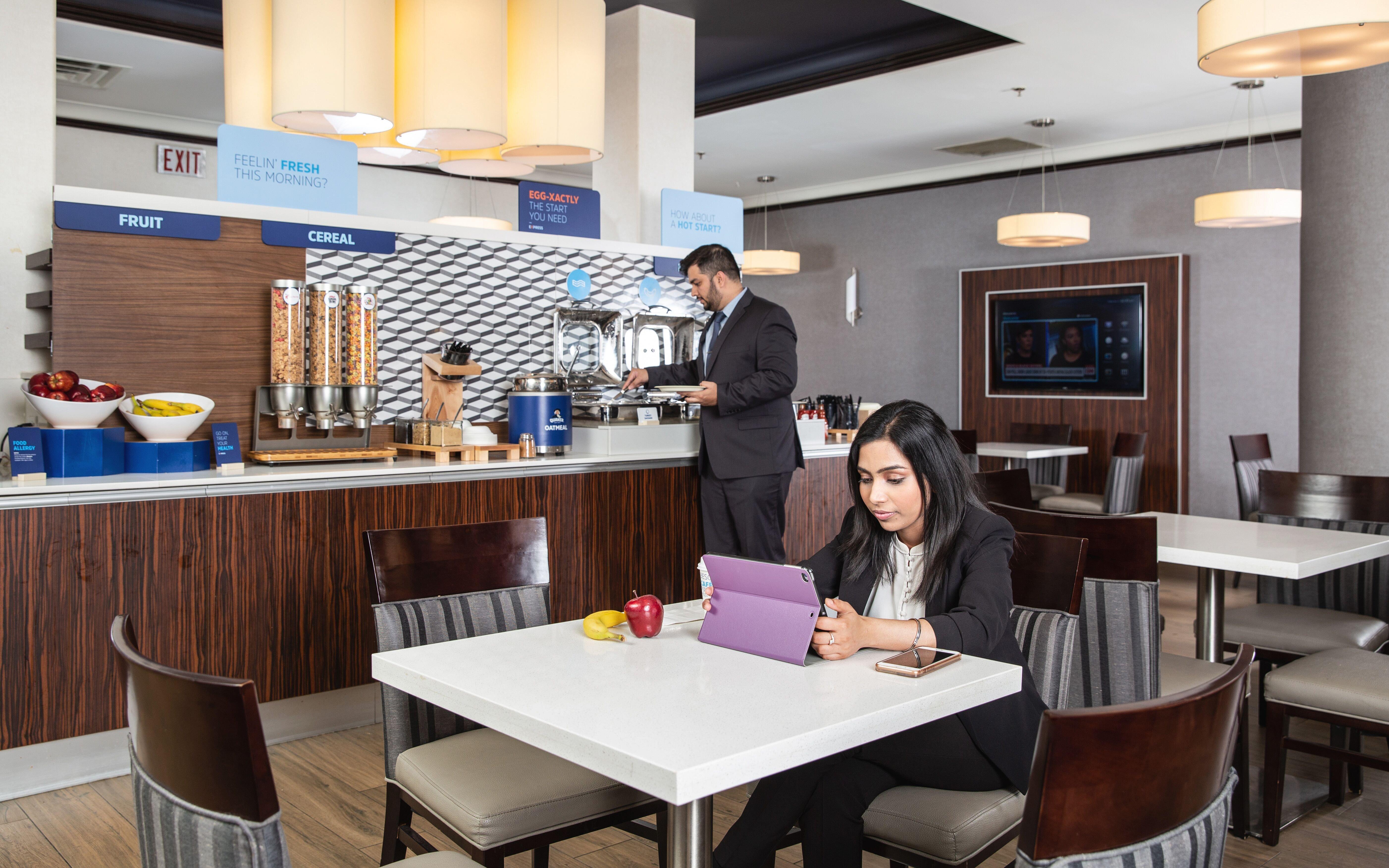 Hotel Express Downtown By Ihg Edmonton