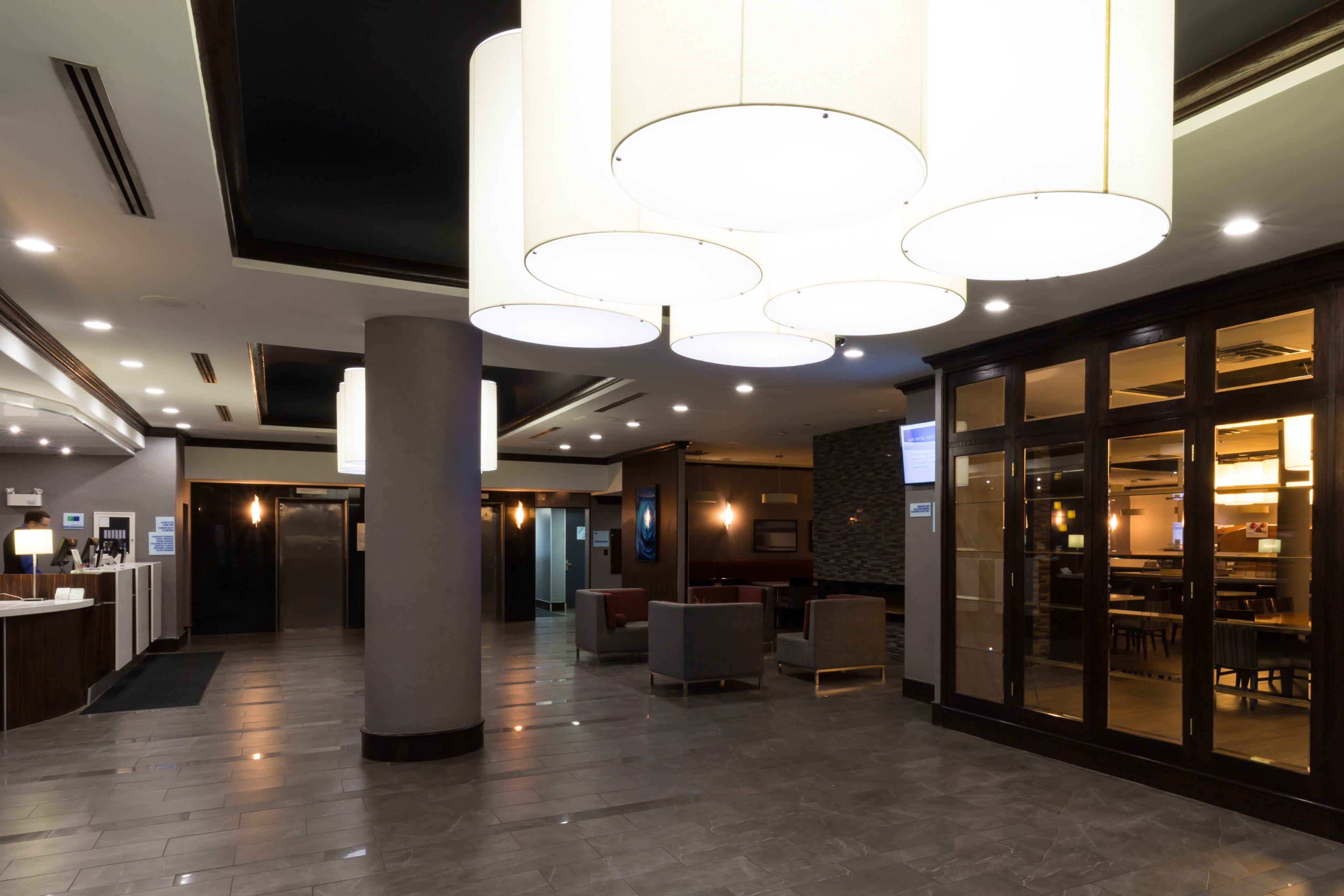 Express Downtown By Ihg Hotel
