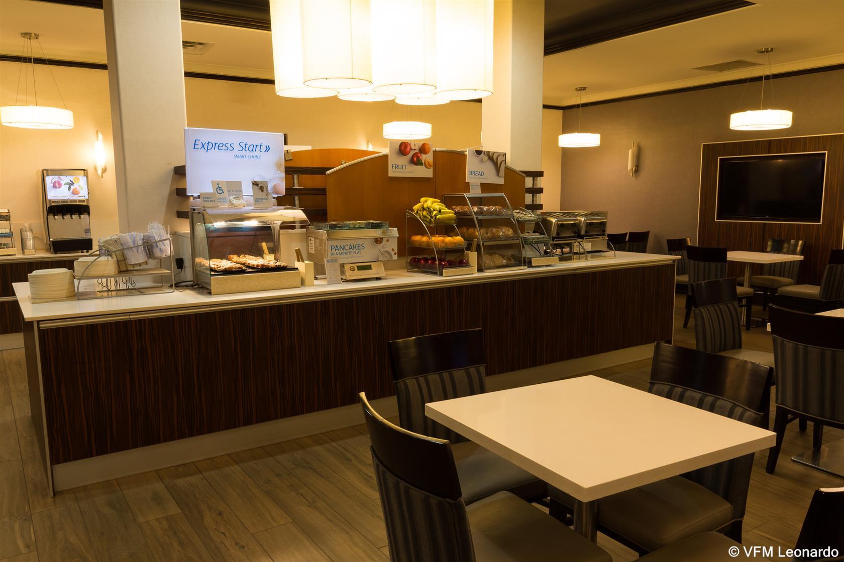 Express Downtown By Ihg Hotel