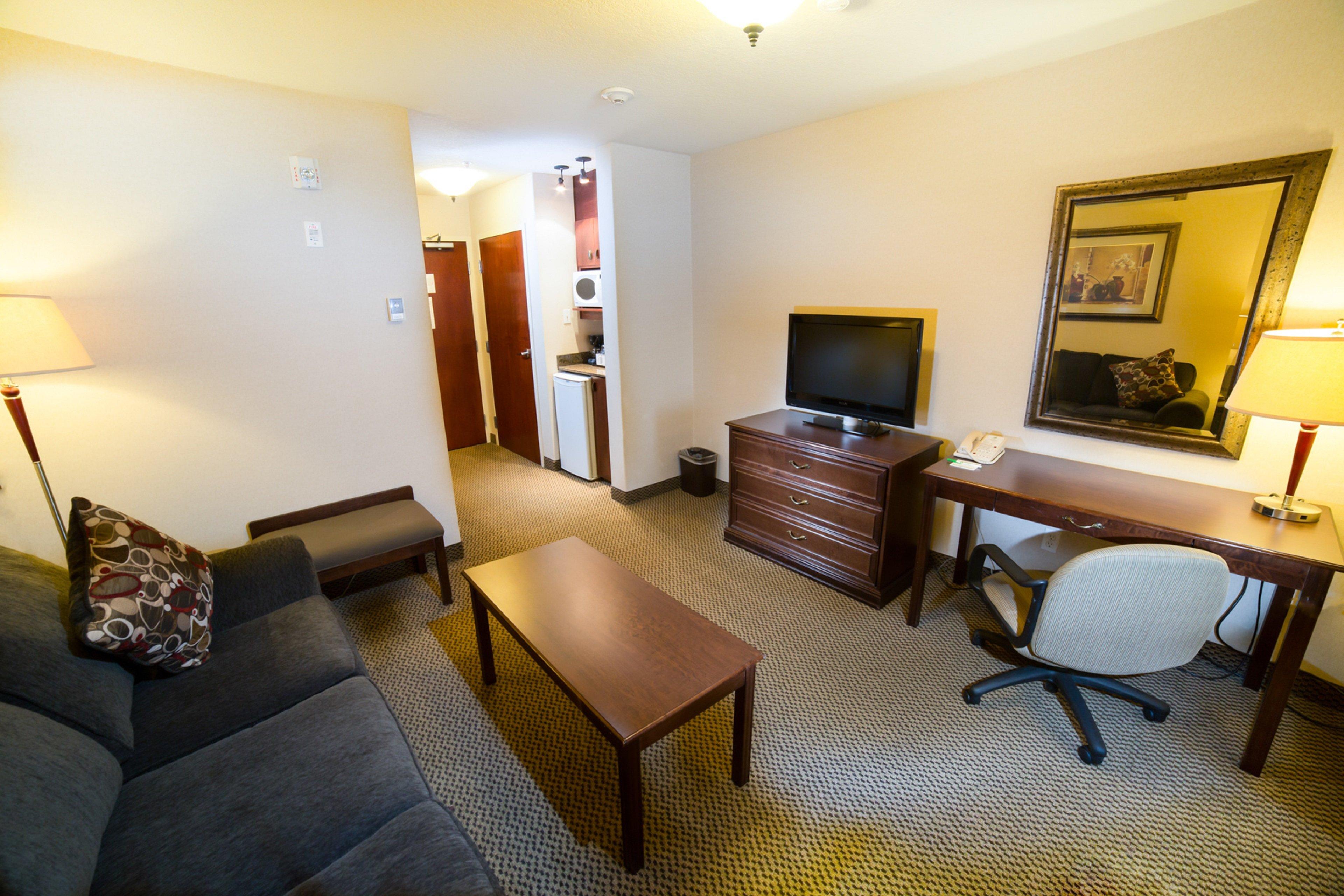 & Suites-west By Ihg Hotel Edmonton