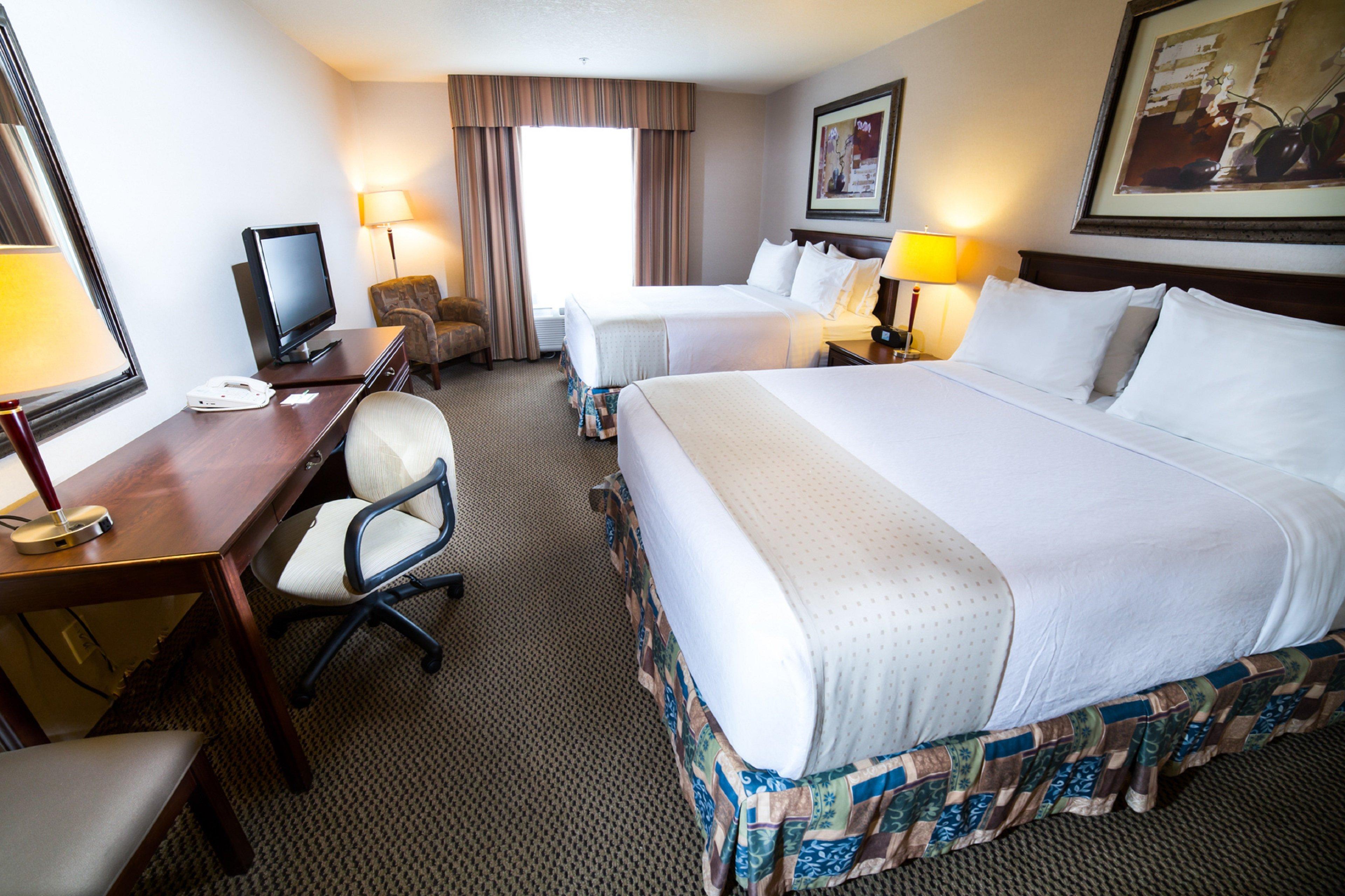 & Suites-west By Ihg