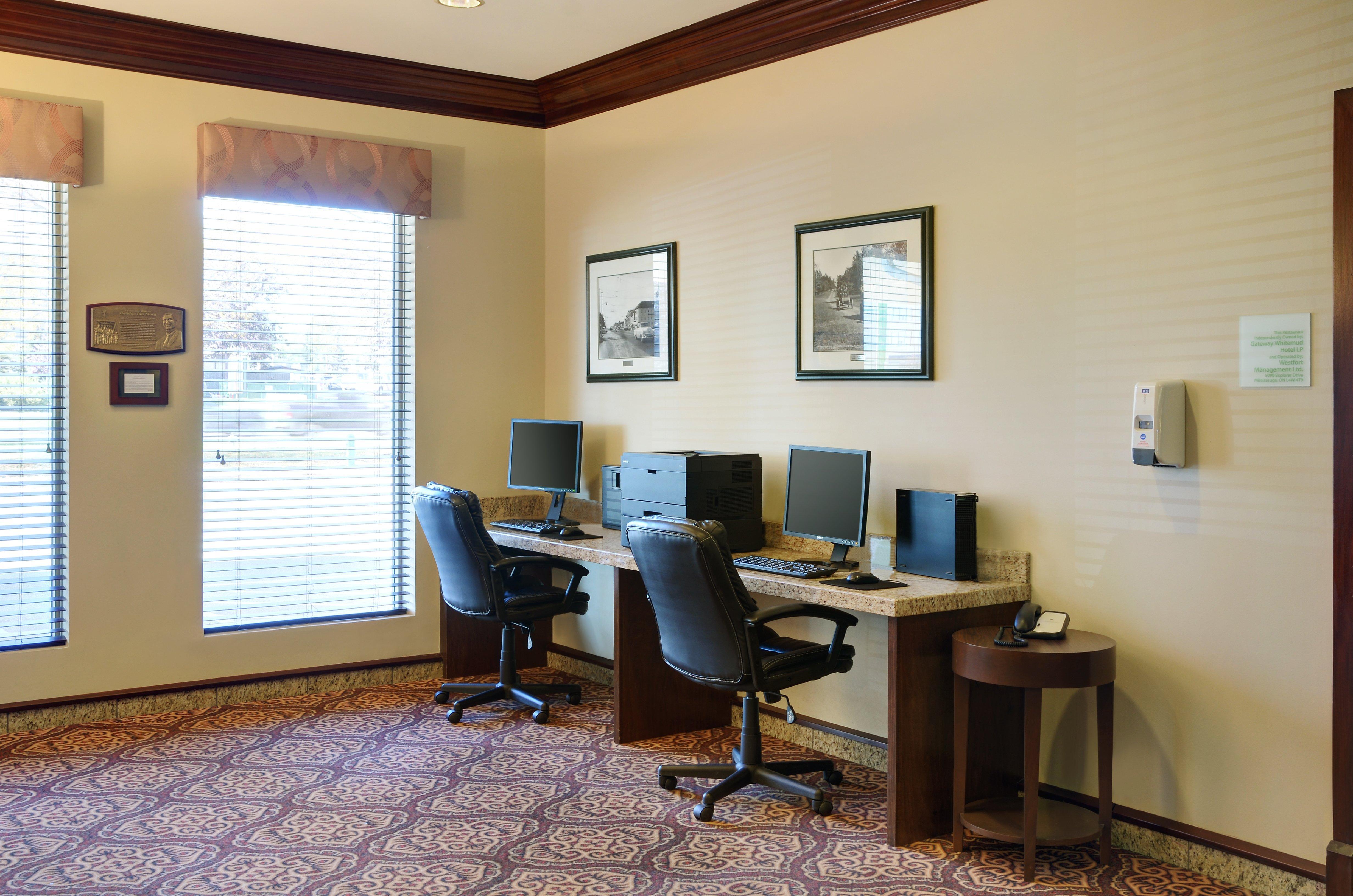 Hotel Conference Centre South By Ihg 3*