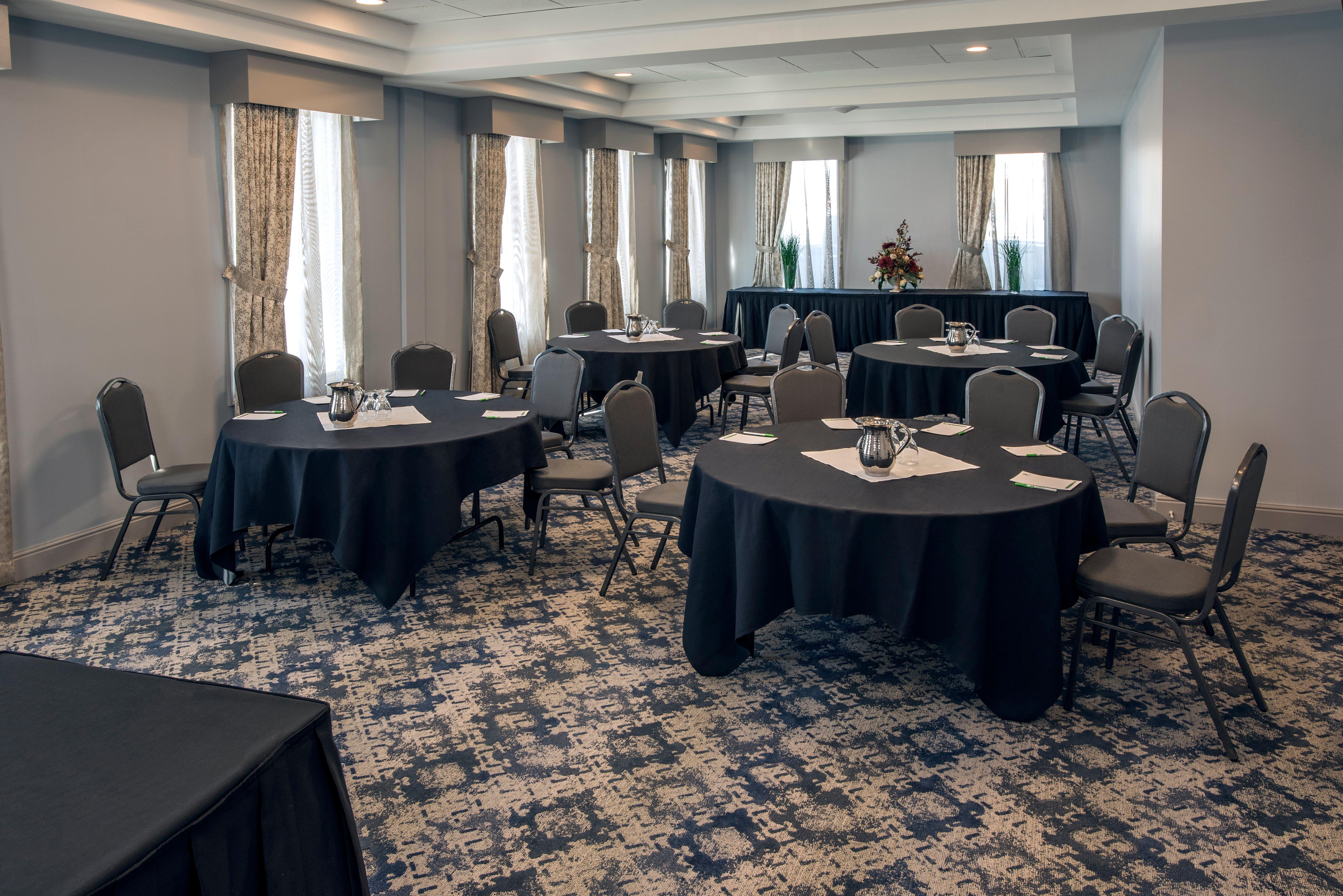 Conference Centre South By Ihg Hotel 3*