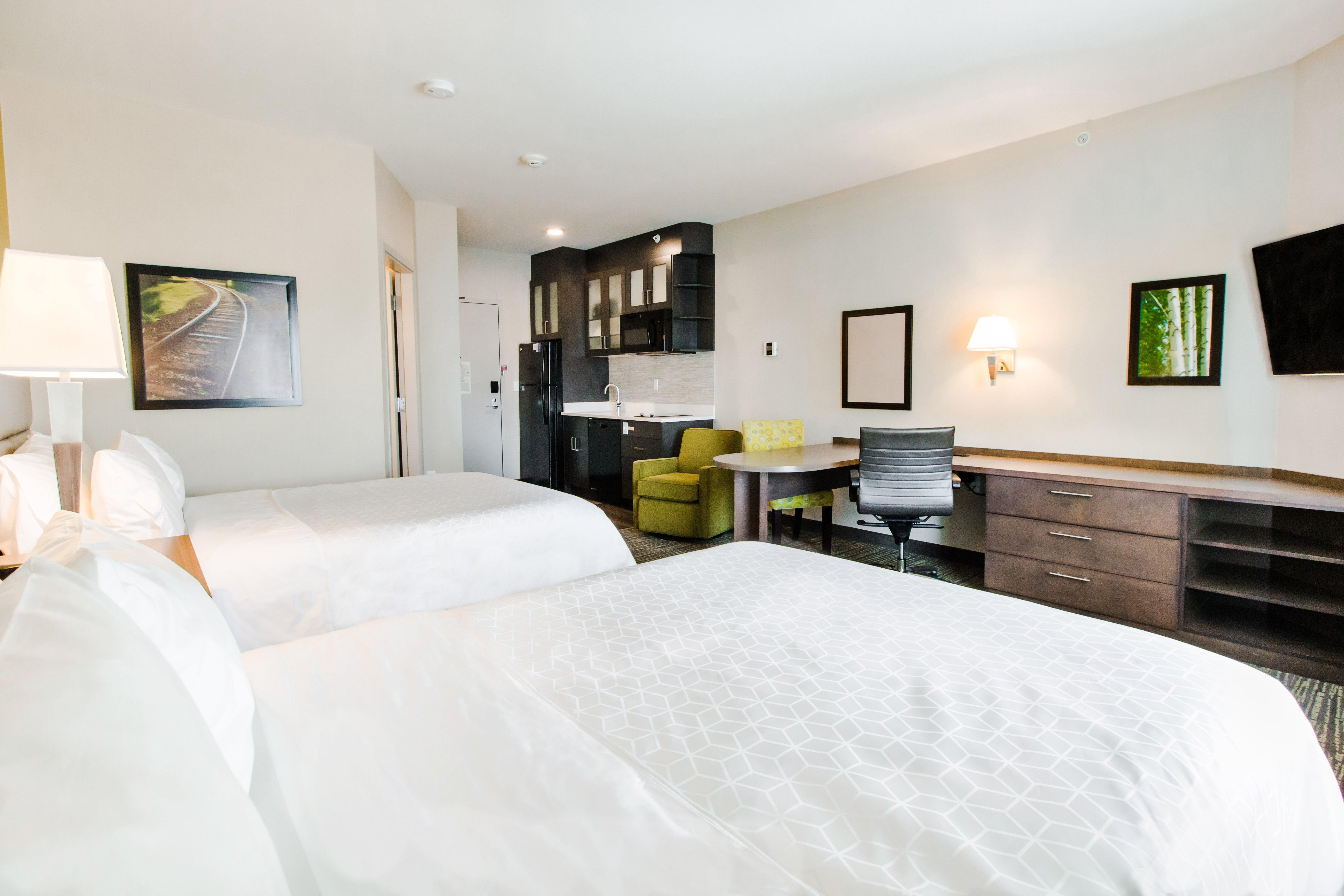 Candlewood West - Mall Area By Ihg Hotel