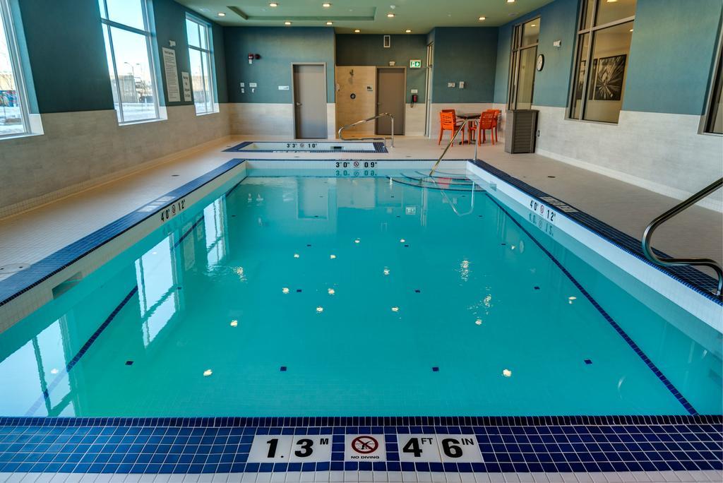 Holiday Inn Express & Suites - West Edmonton-Mall Area By Ihg Edmonton