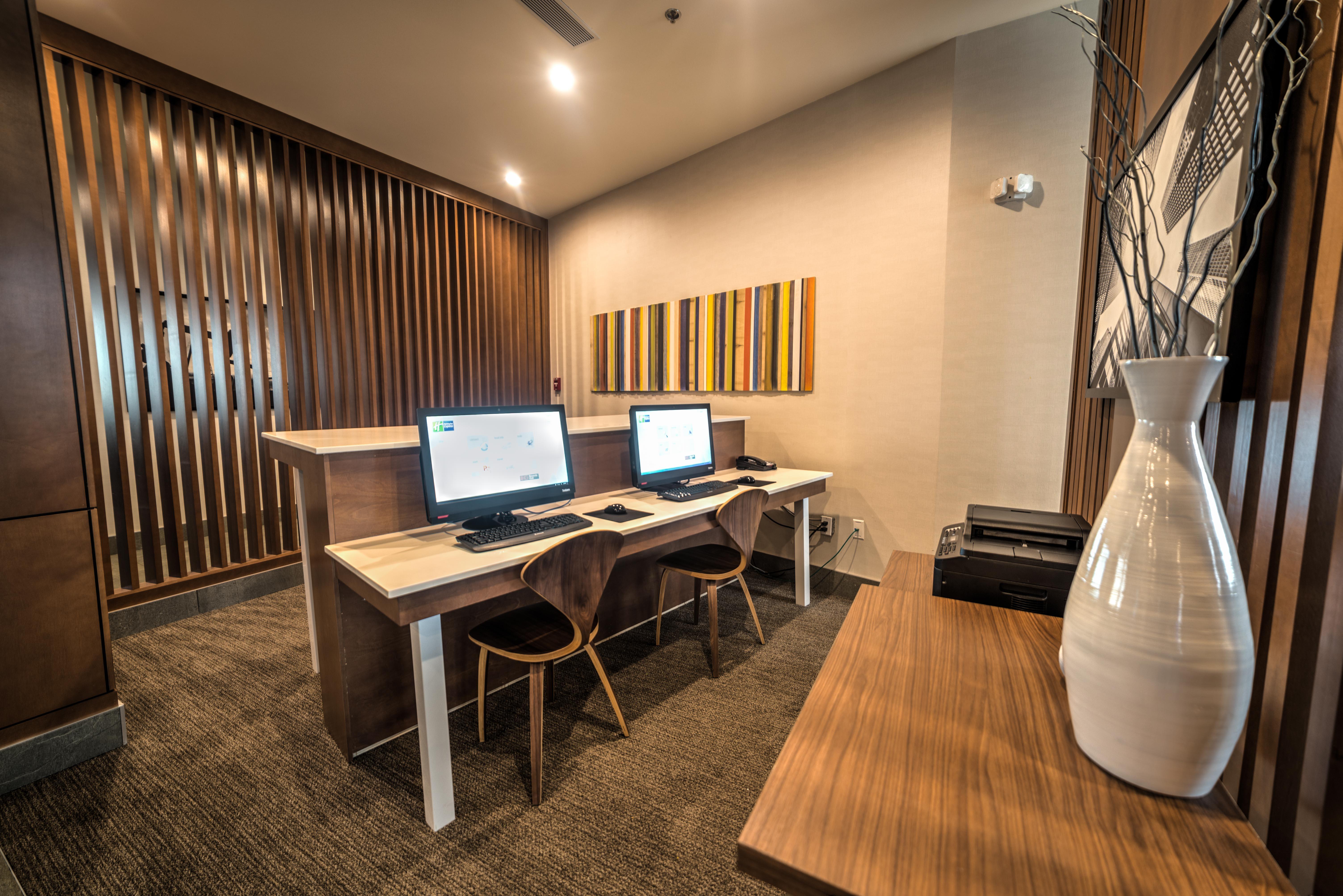Hotel Holiday Inn Express & Suites - West Edmonton-Mall Area By Ihg Edmonton