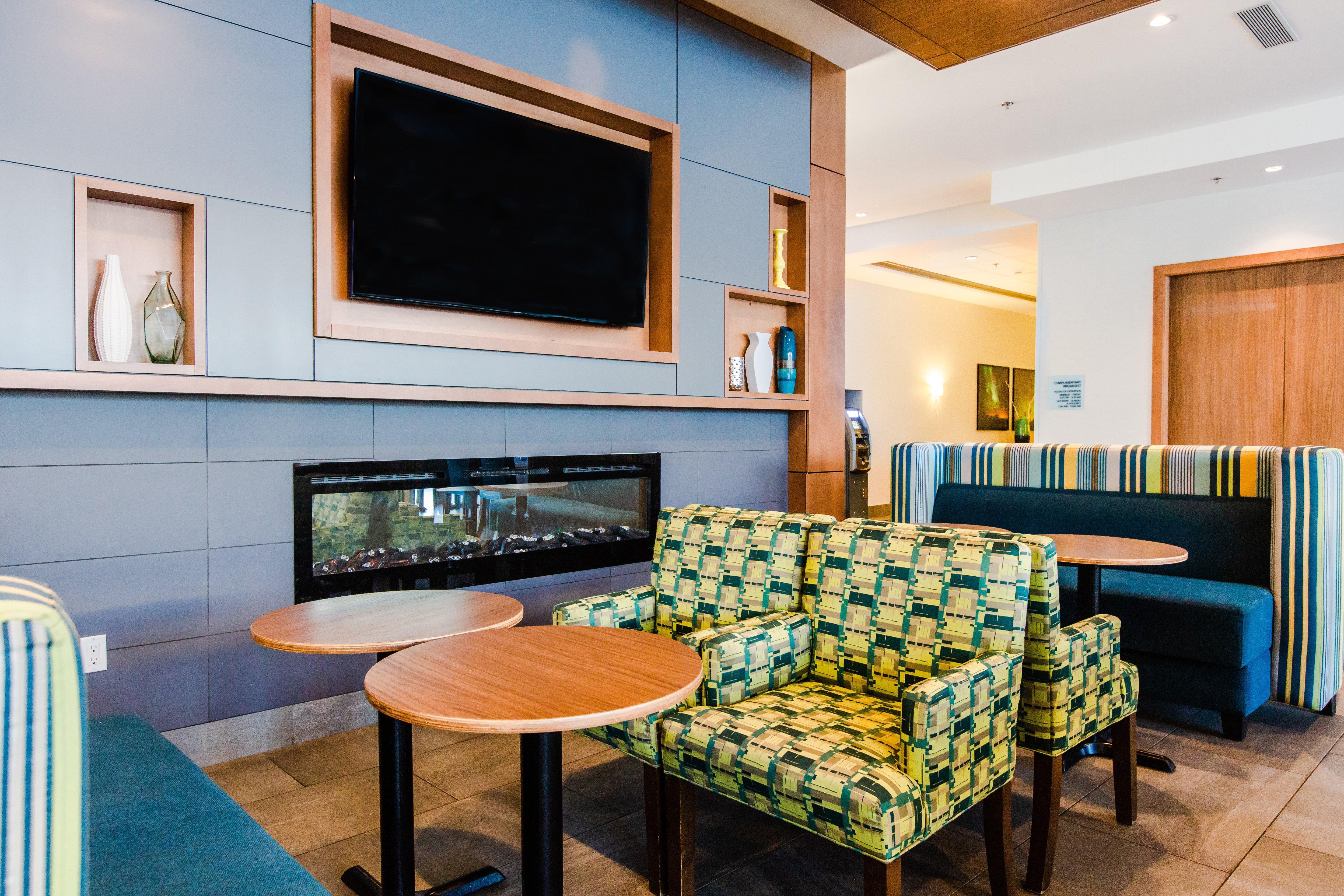 Holiday Inn Express & Suites - West Edmonton-Mall Area By Ihg