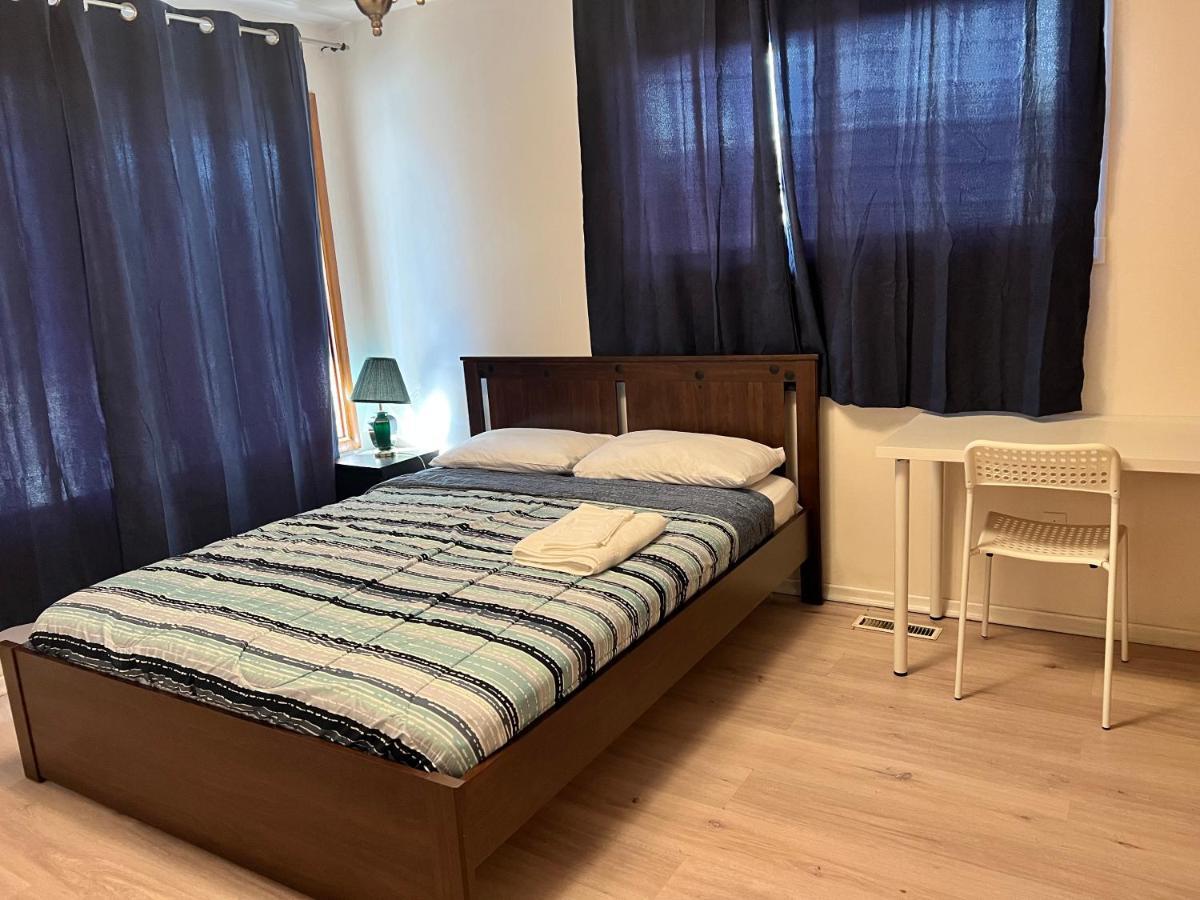 Homestay Vacation Near West Mall Edmonton