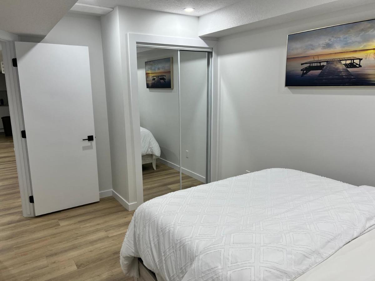 Vinash Luxury Apartment Edmonton