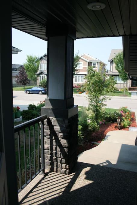 Entire Ac 4beds Sleeps 8 Double Garage Near Wem Free Wifi & Netflix Holiday home