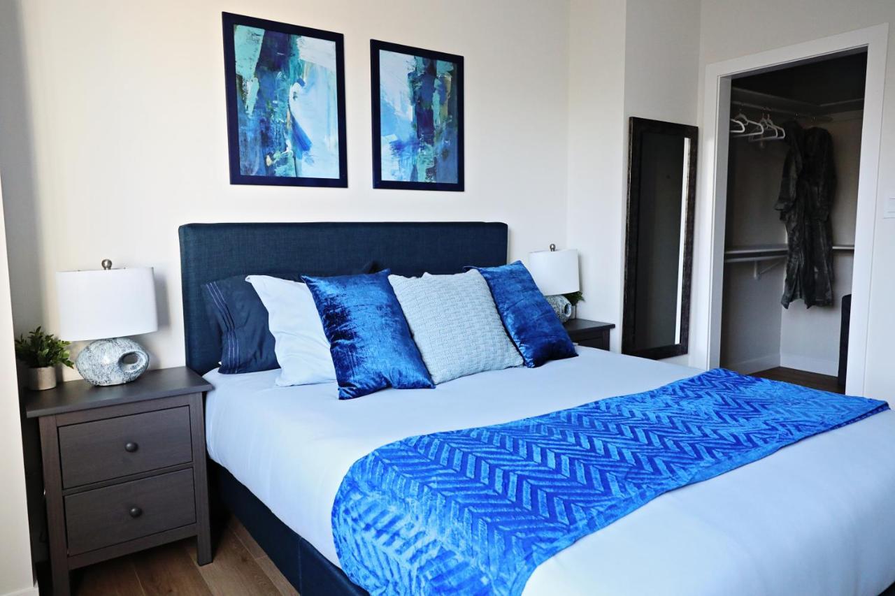 Downtown 3 Queen Beds,double Garage,disney+ *
