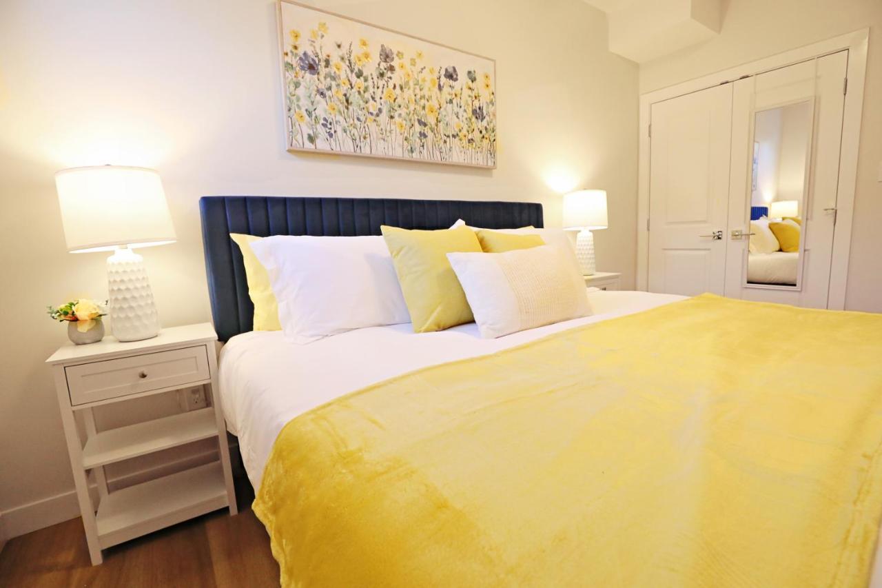 King Beds,long Stays,disney+