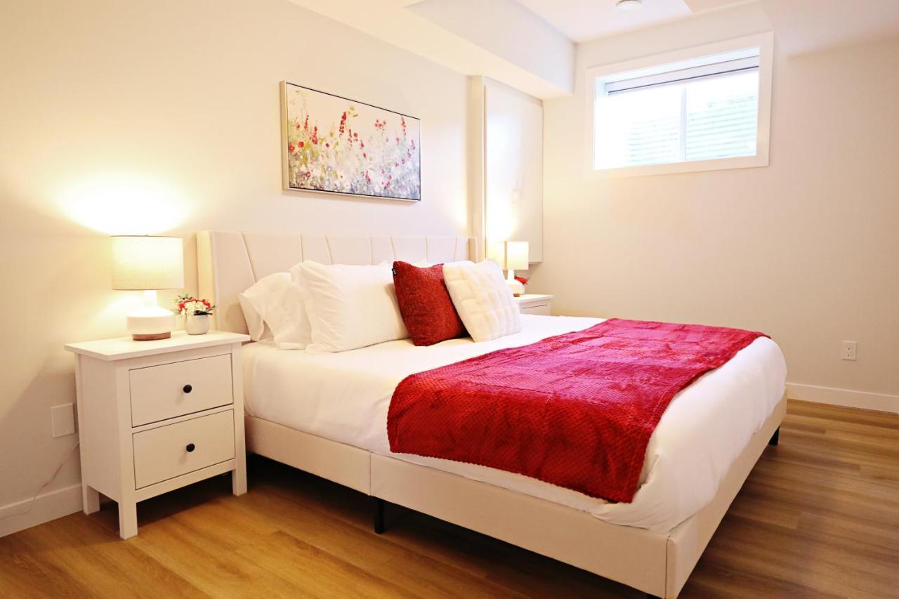 King Beds,long Stays,disney+ Edmonton