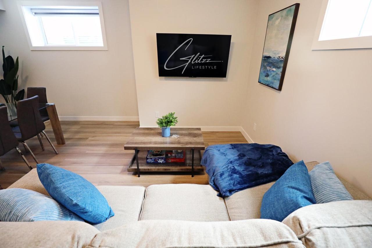 King Beds,long Stays,disney+ Edmonton