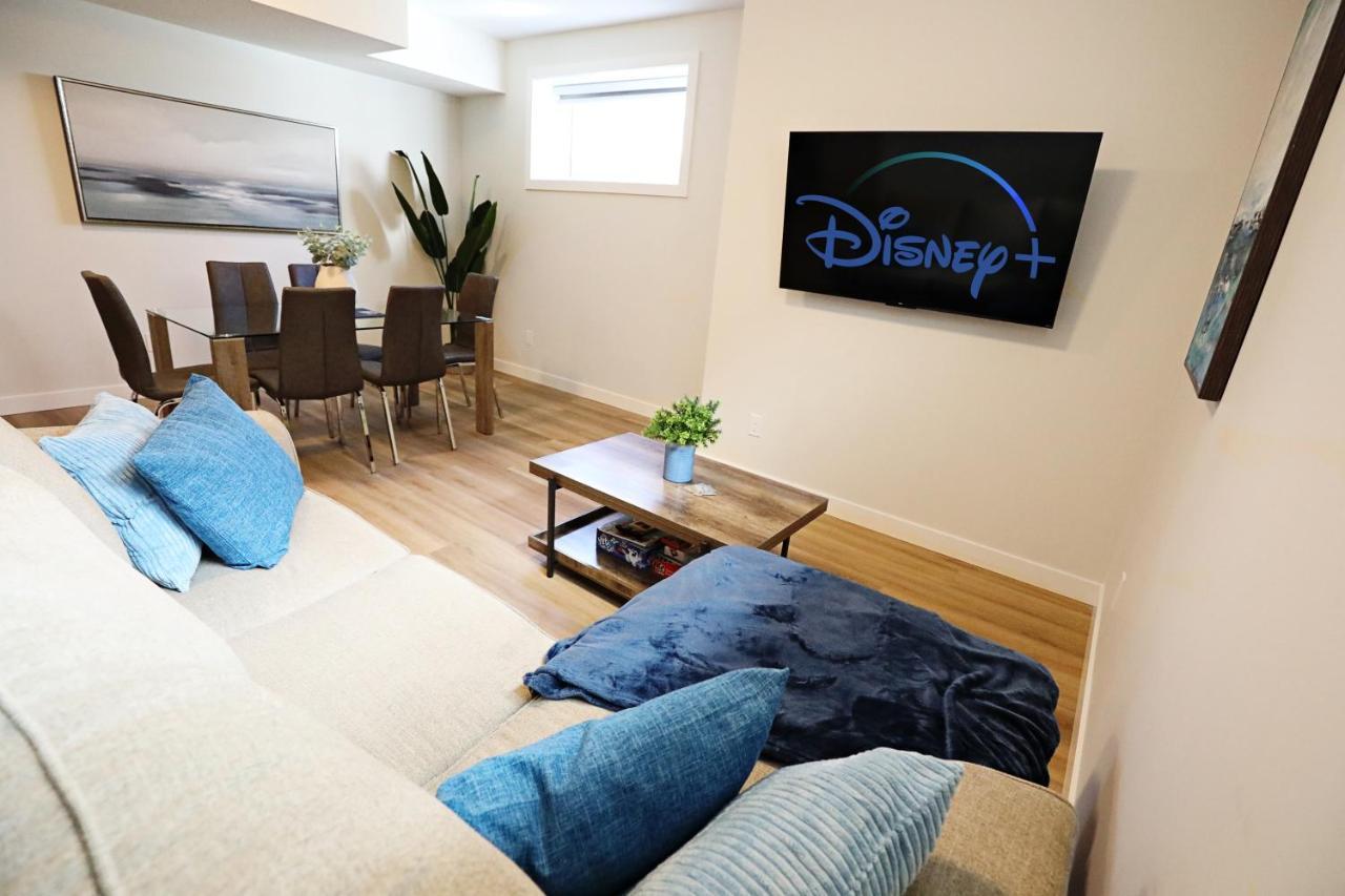 King Beds,long Stays,disney+ Edmonton
