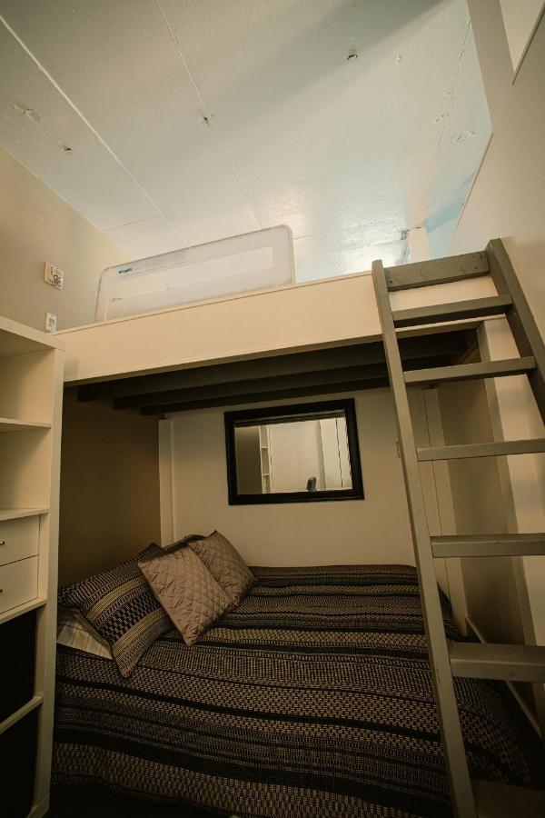 2 Full Beds, Free Parking Underground Heated, Rogers Place, 1 Bedroom Downtown Apartment