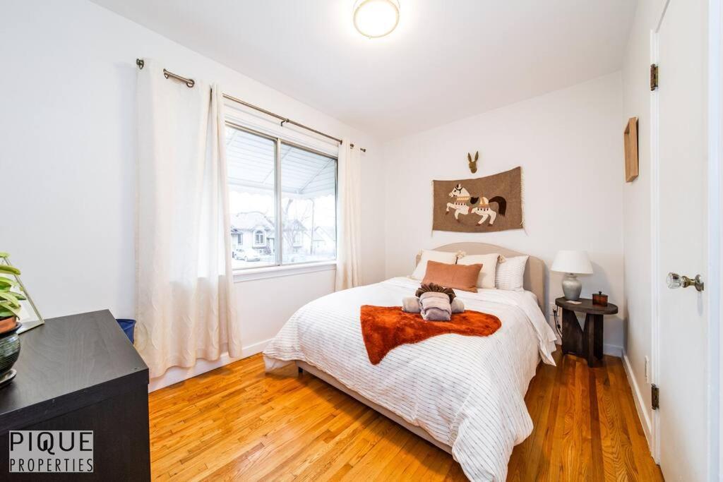 Casa Leblanc - Latin Vibes - Sleep 8 - Netflix - Long Term Apartment