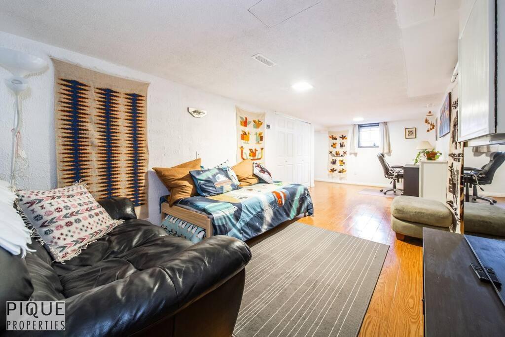 Casa Leblanc - Latin Vibes - Sleep 8 - Netflix - Long Term Apartment