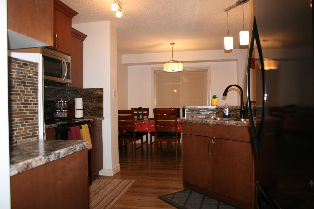 Entire Ac 4beds Sleeps 8 Double Garage Near Wem Free Wifi & Netflix Edmonton