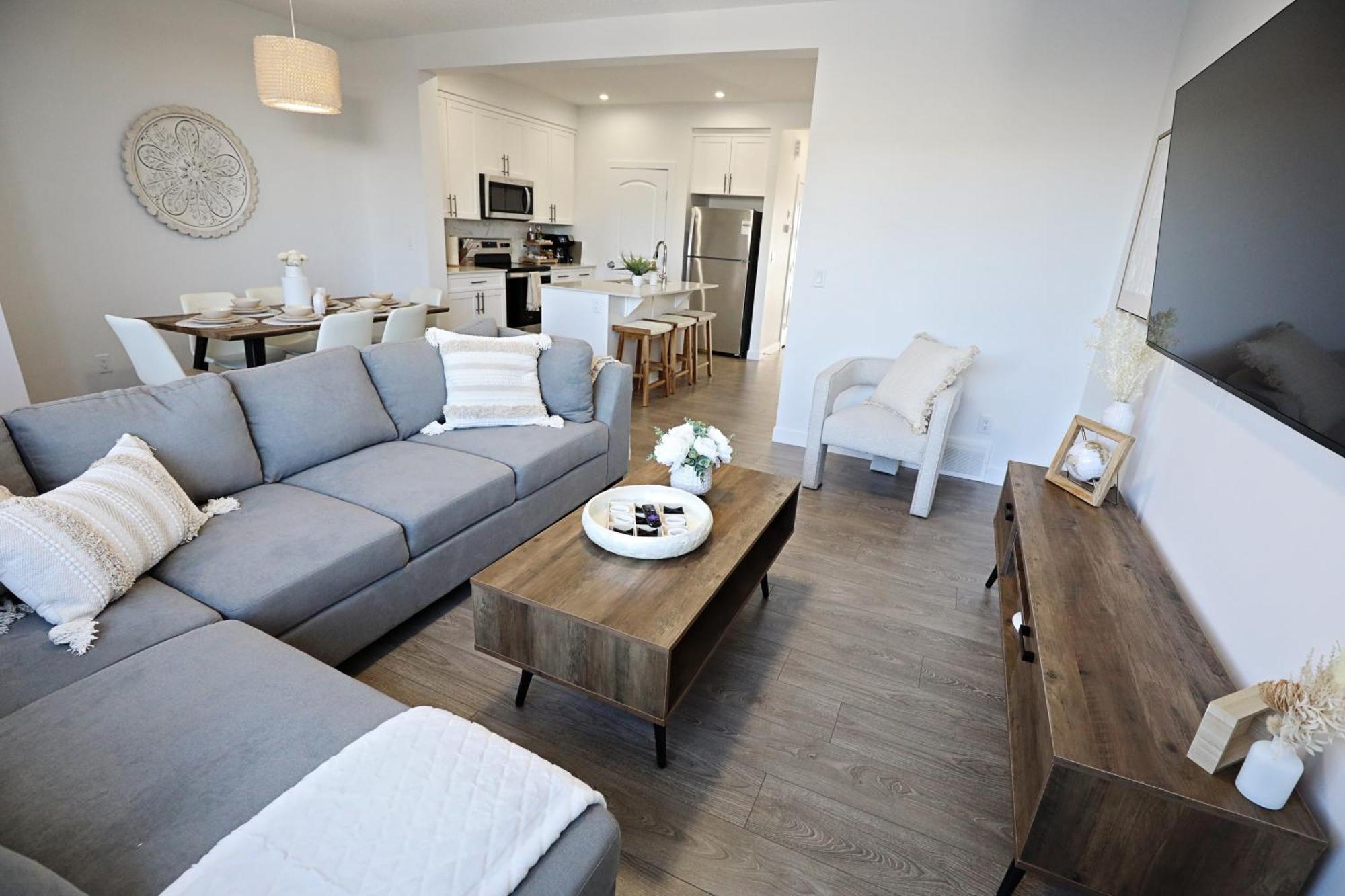 Boho Retreat With King Beds, Golf, Disney+, Near Wem Holiday home *