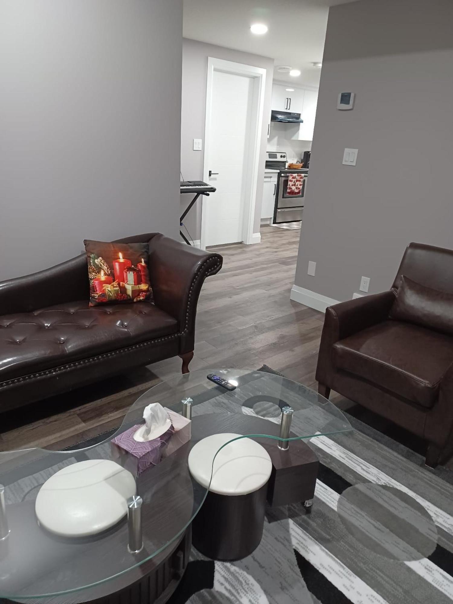 Cozy Basement - Private Entrance - Free Netflix * Edmonton
