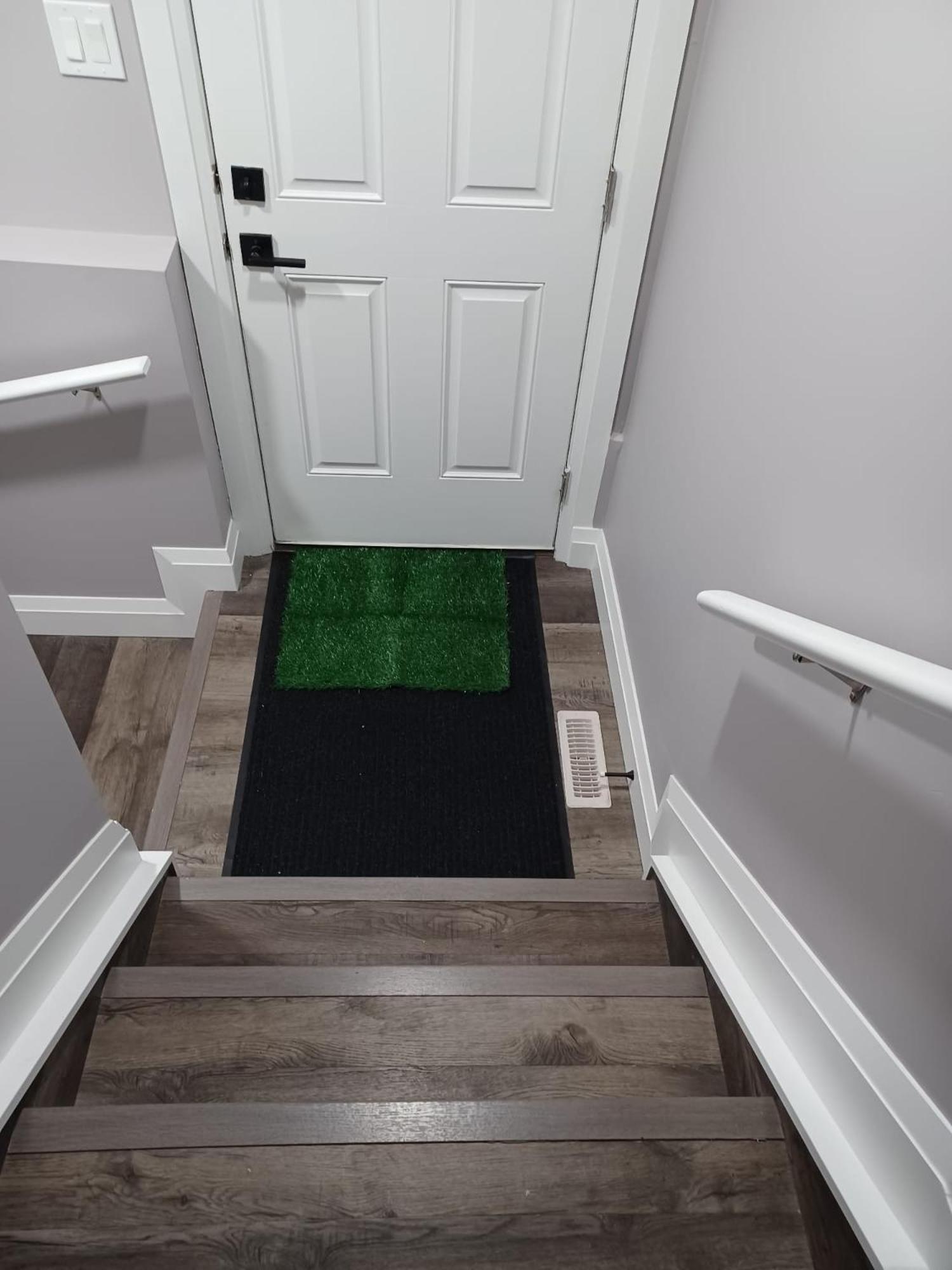 Cozy Basement - Private Entrance - Free Netflix Edmonton