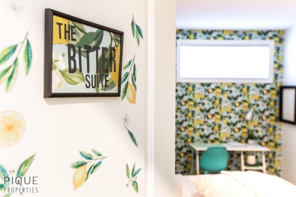 The Obsolete - King Bed - Fireplace - Pet Friendly * Edmonton
