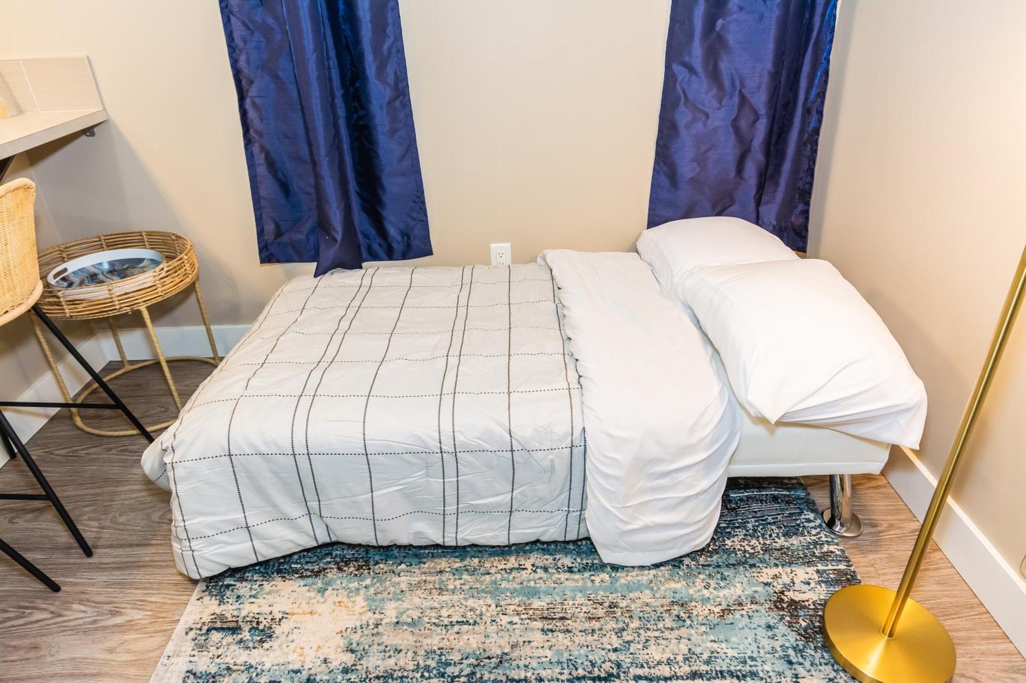 Holiday home Queen Bed * Netflix * Wifi * Long Or Short