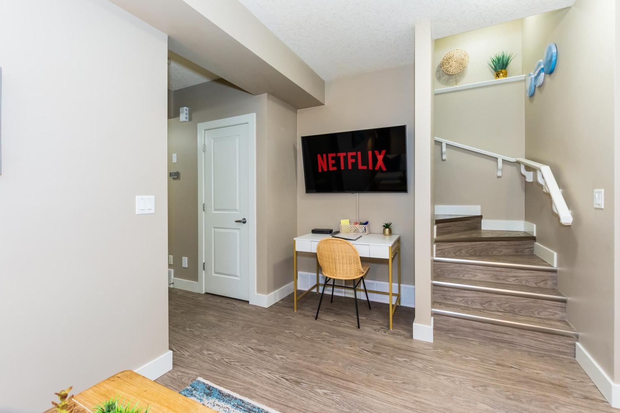 Holiday home Queen Bed * Netflix * Wifi * Long Or Short *