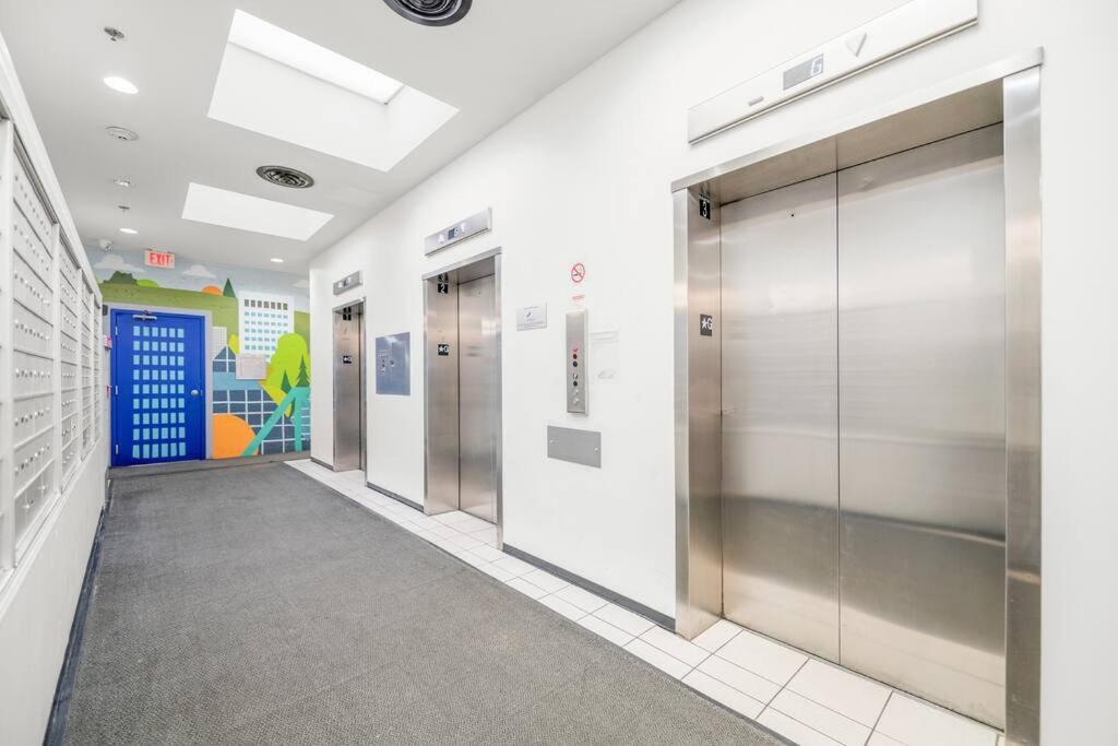 Chic 2-bedroom With Arcade