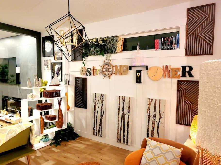 Holiday home Welcome To Happy Place Where Cozy Comfort Meets Exquisite Luxury