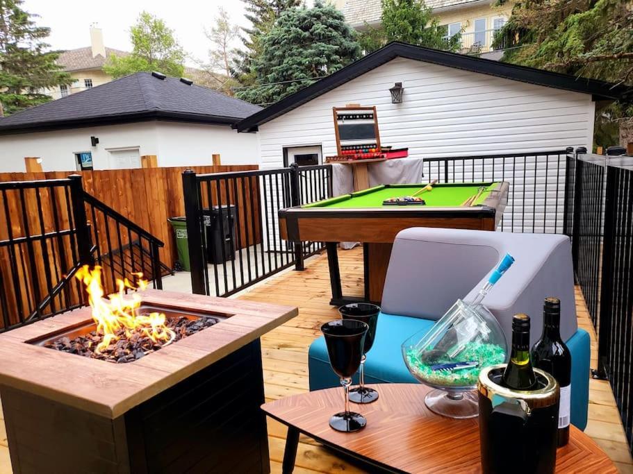 Welcome To Happy Place Where Cozy Comfort Meets Exquisite Luxury Holiday home Edmonton
