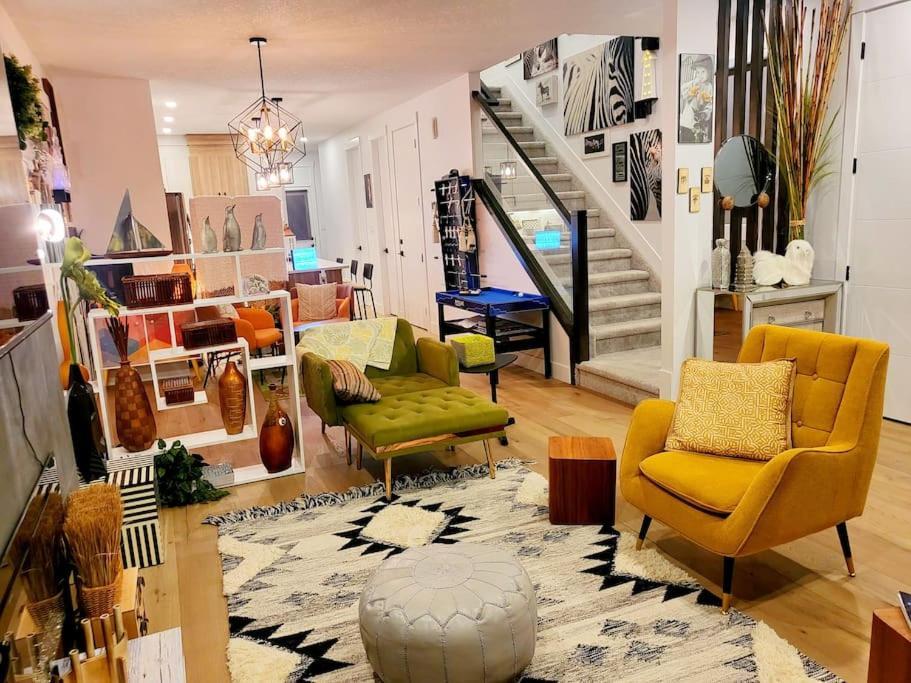 Welcome To Happy Place Where Cozy Comfort Meets Exquisite Luxury Holiday home