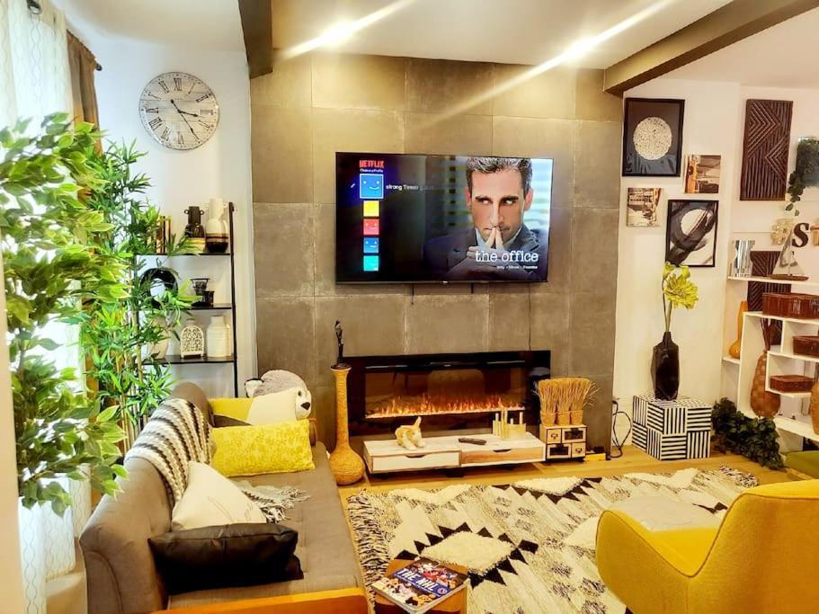 Welcome To Happy Place Where Cozy Comfort Meets Exquisite Luxury Holiday home *