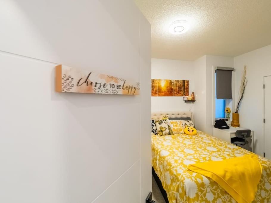 Welcome To Happy Place Where Cozy Comfort Meets Exquisite Luxury Edmonton