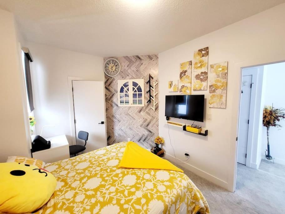 Holiday home Welcome To Happy Place Where Cozy Comfort Meets Exquisite Luxury Edmonton
