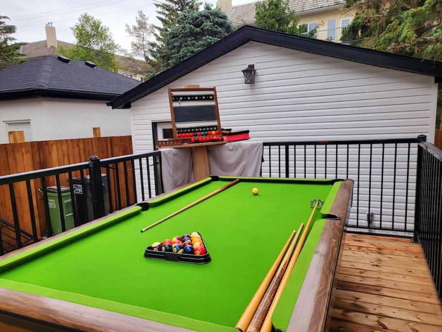 Welcome To Happy Place Where Cozy Comfort Meets Exquisite Luxury Holiday home Edmonton