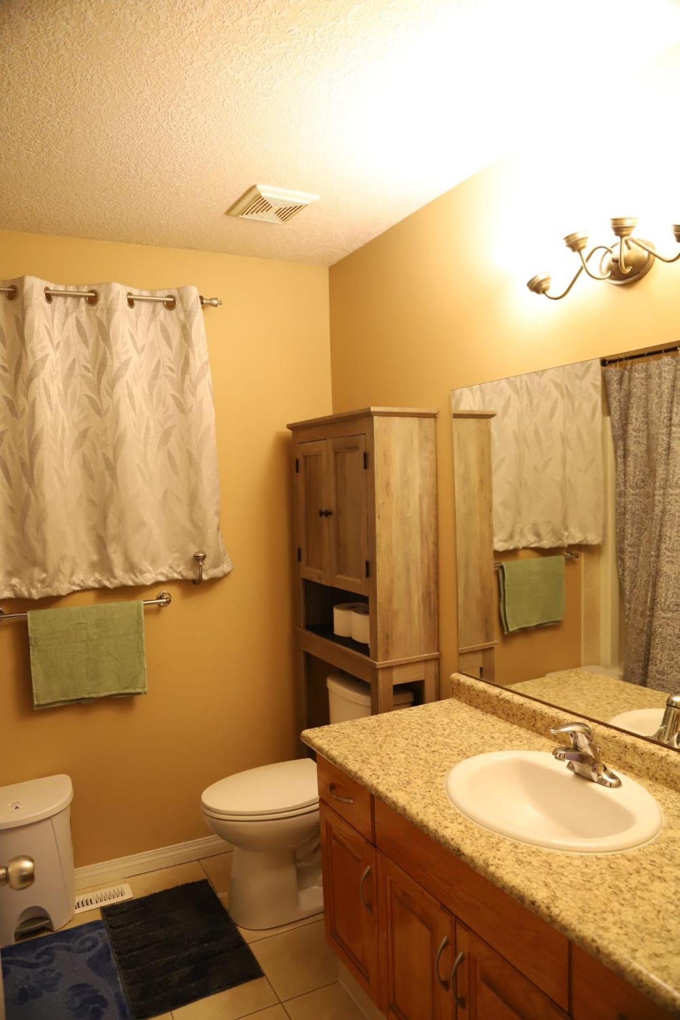 We 4 You 3bed 6 Sleep Ac Free Garage Parking Edmonton