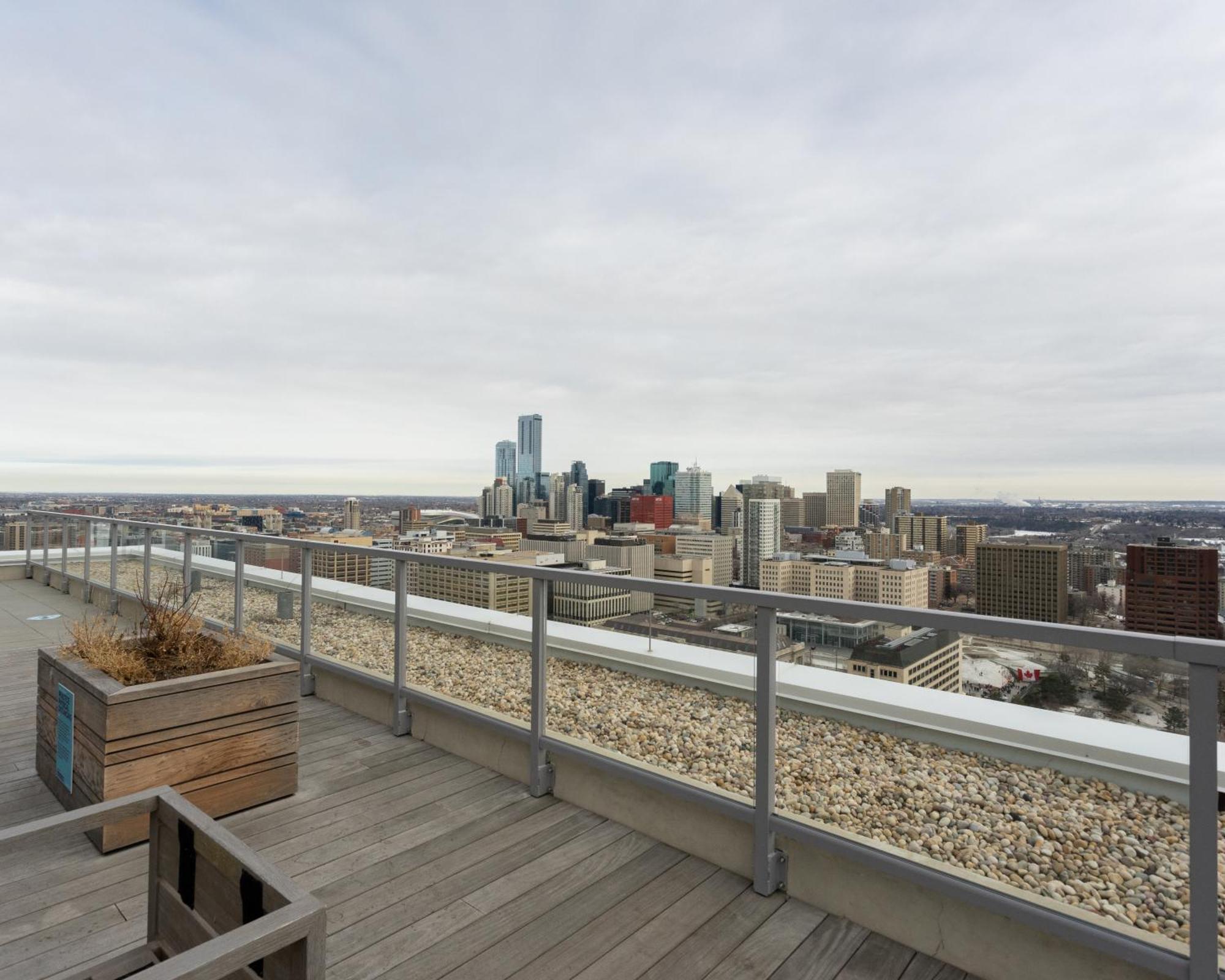 Hendrix Luxury By Corporate * Edmonton
