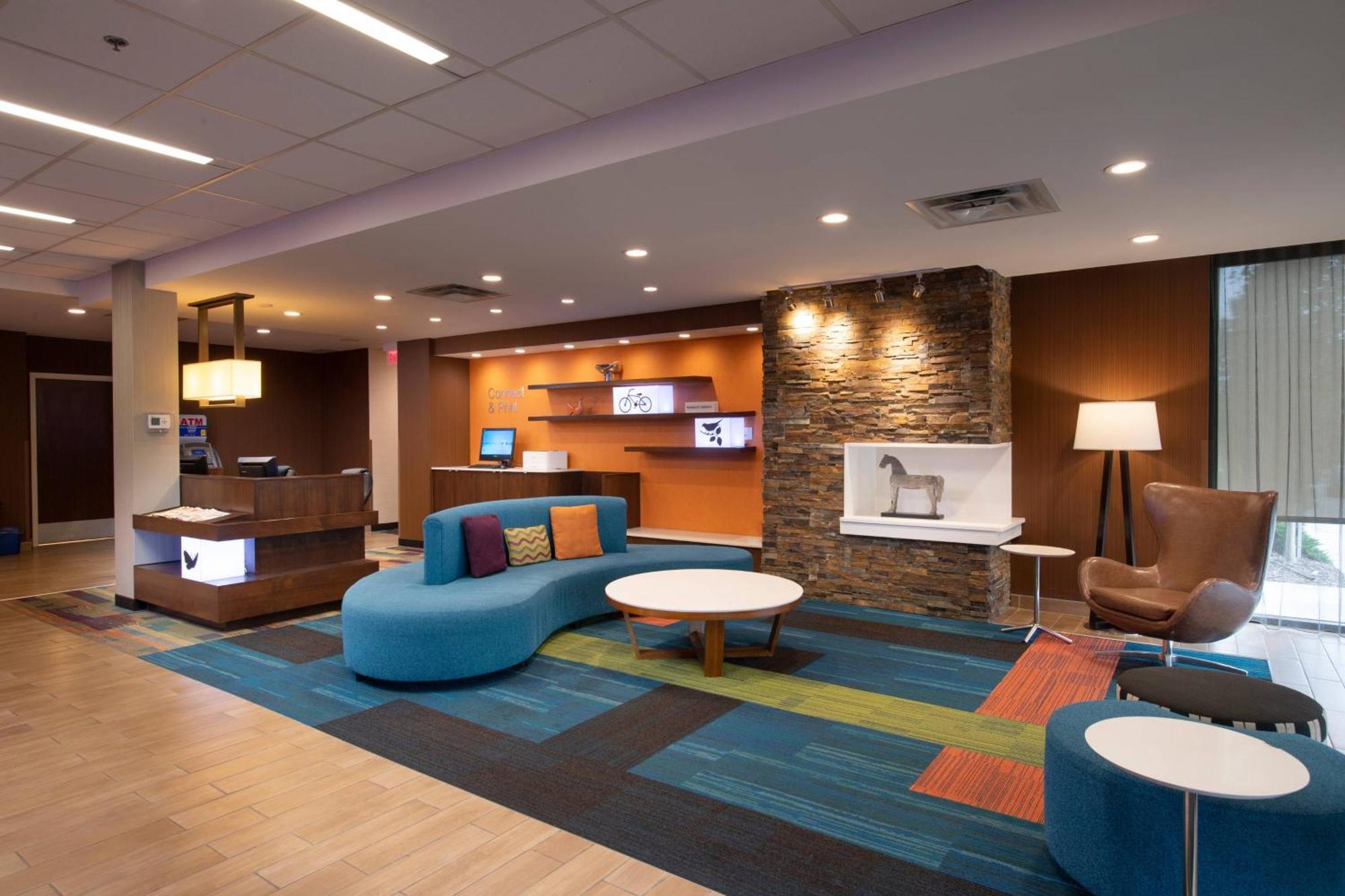 Hotel Fairfield & By Marriott North 3*