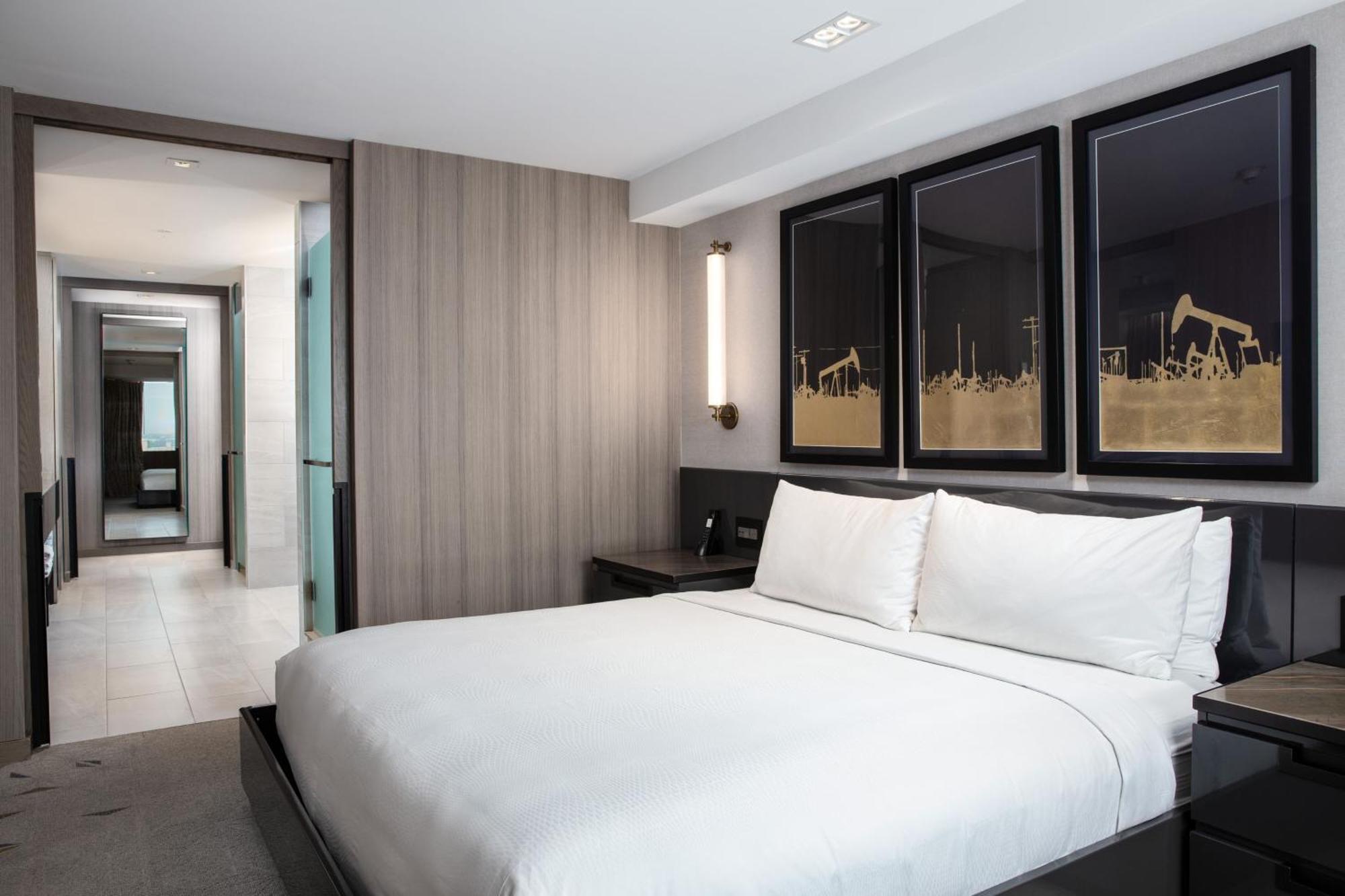 Jw Marriott Ice District 4*
