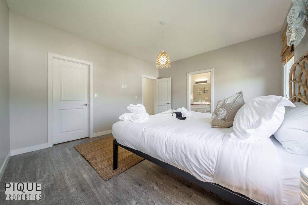 Boho Vibes - Patio & Bbq - King Bed - Garage Parking Holiday home