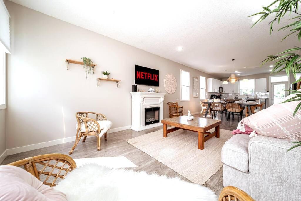 Boho Vibes - Patio & Bbq - King Bed - Garage Parking *
