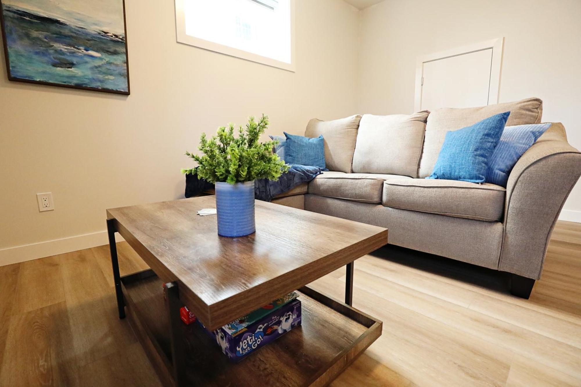5 Bedroom, Ac, Rogers, Commonwealth, Expo Holiday home Edmonton