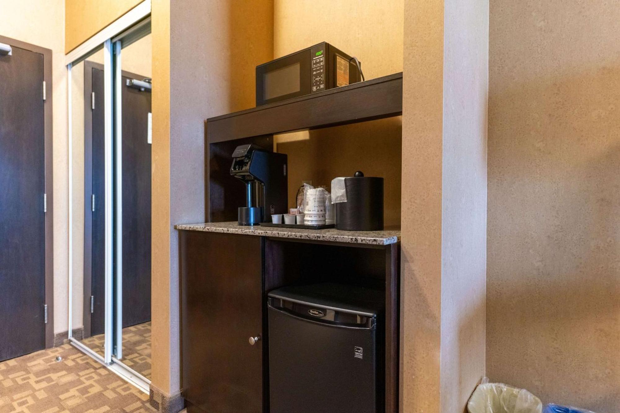 Western South & Hotel 3*